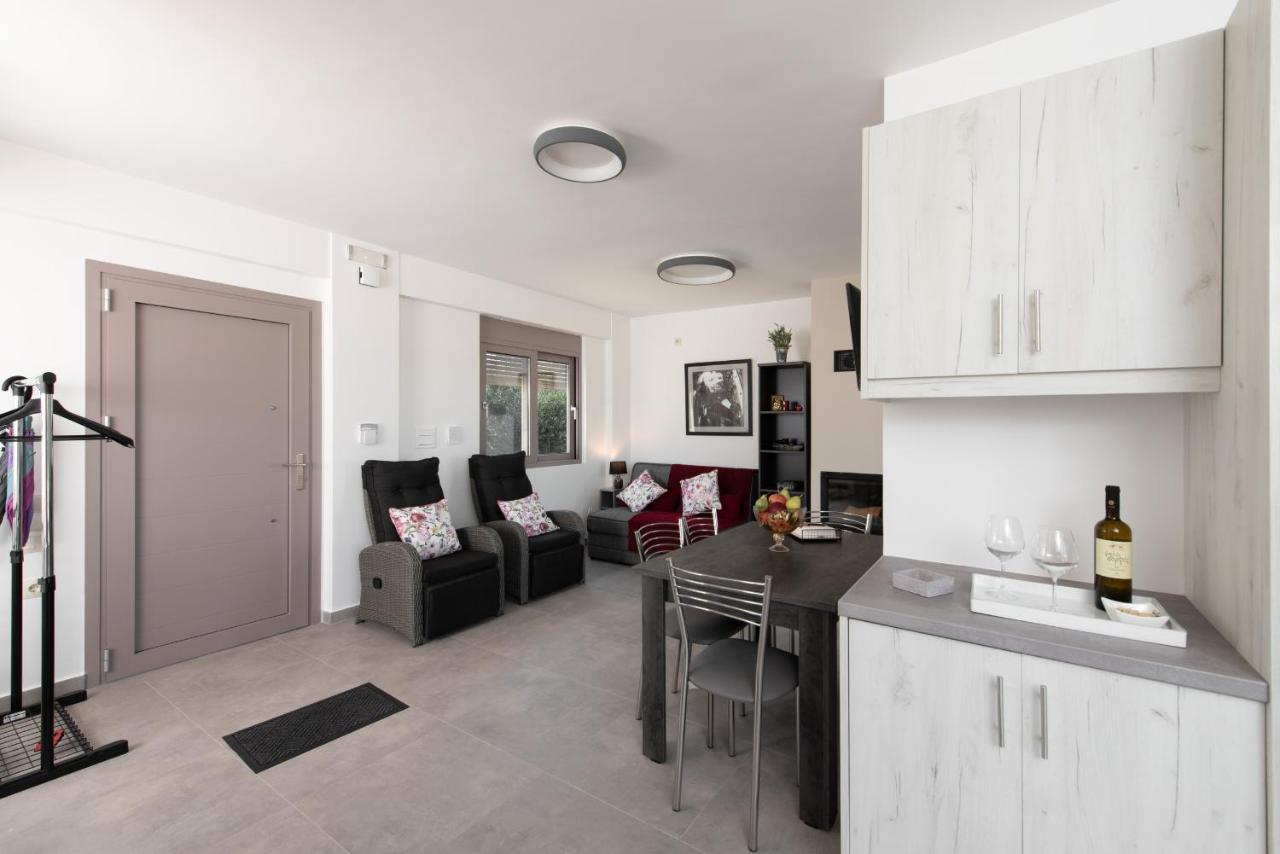 Marea Twins Villas Δροσιά Εξωτερικό φωτογραφία